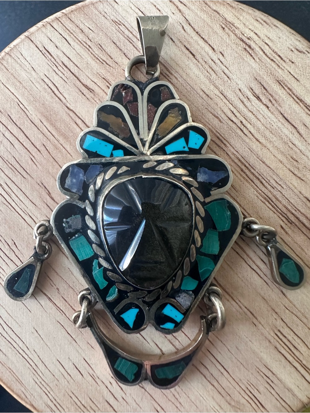 VINTAGE STERLING SILVER MASK PENDANT MID-CENTURY AZTEC OR MAYAN (heavy)